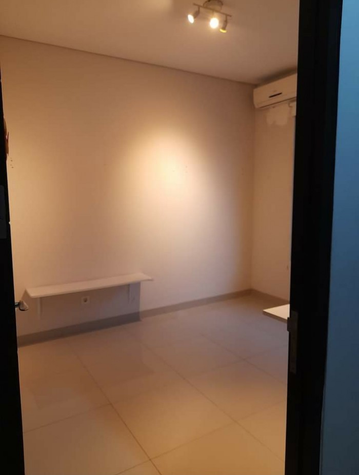 Rumah disewakan di cluster Cosmo Lippo Cikarang